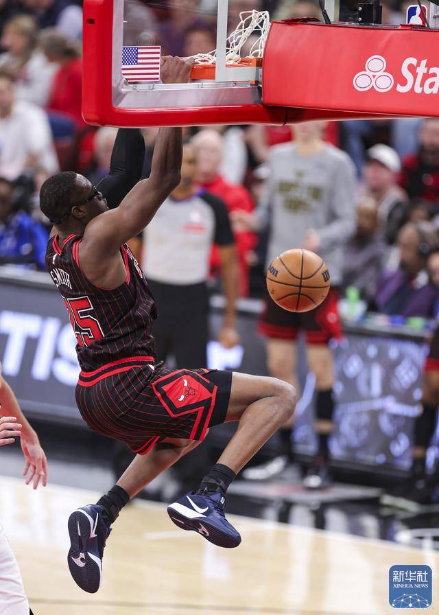 NBA常规赛丨马刺胜公牛