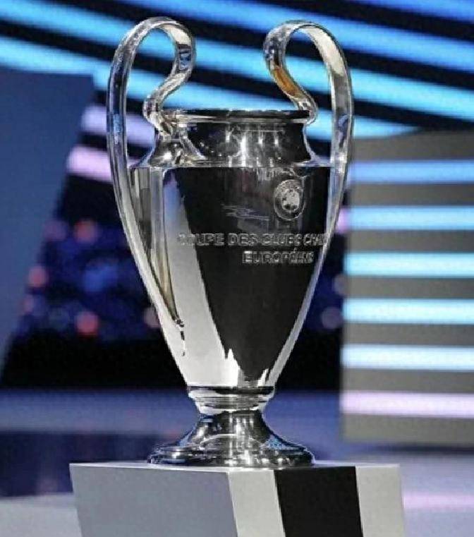 “死亡之(zhī)组”降临！巴黎、皇马、拜仁(rén)均遇劲敌，新赛制歐(ōu)冠看點(diǎn)十足(zú)