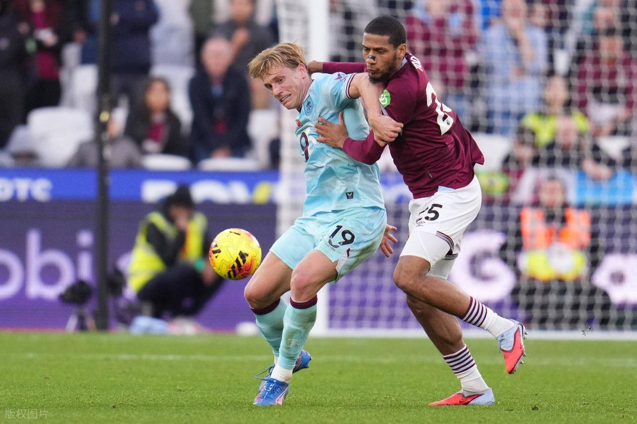 3-2，英(yīng)超第18逆转英(yīng)超第17，西(xī)汉姆联迎来英(yīng)超2连胜