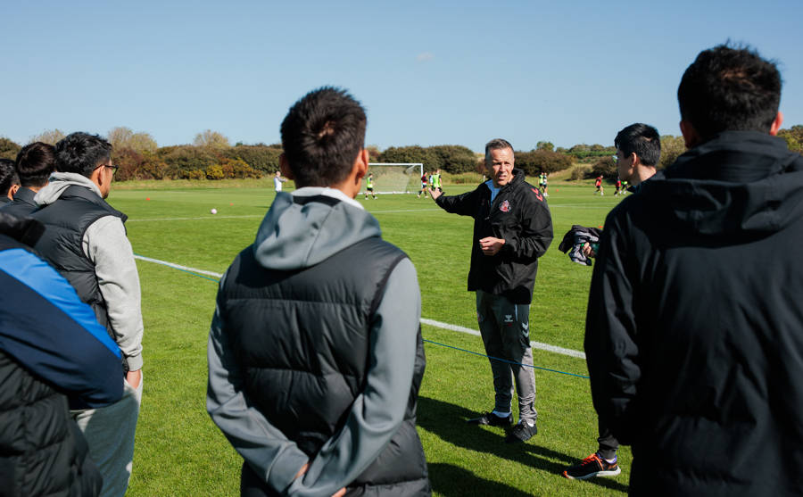 留洋从教练开始，英超与中国足协启动第三期青训教练培训项目