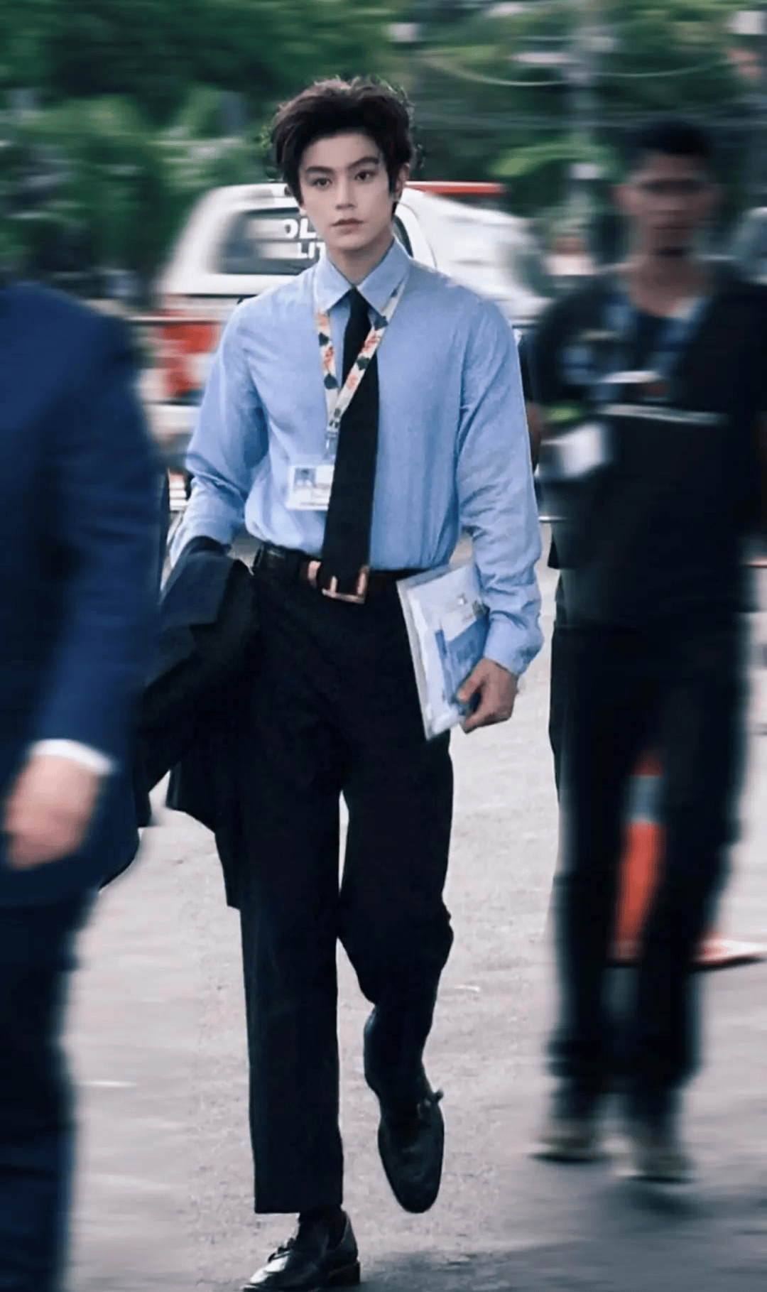 根正苗红！顶流丁禹兮联合国全英文发言，大背头微笑唇胸肌好抢镜