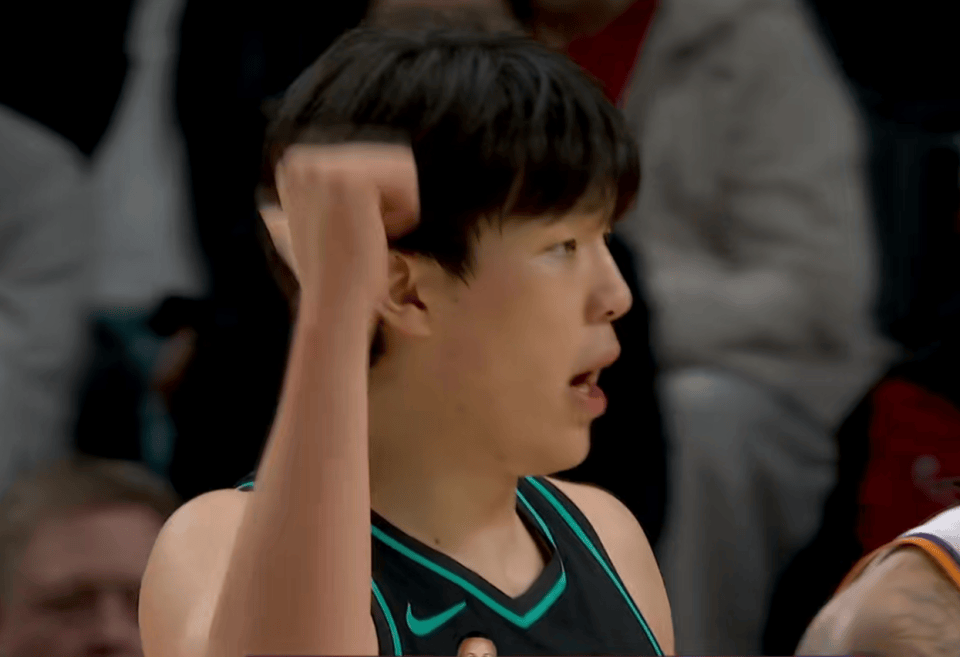 杨瀚森只打5场，开拓者净胜17分！弃用他8场输6场，斯普利特脸肿了