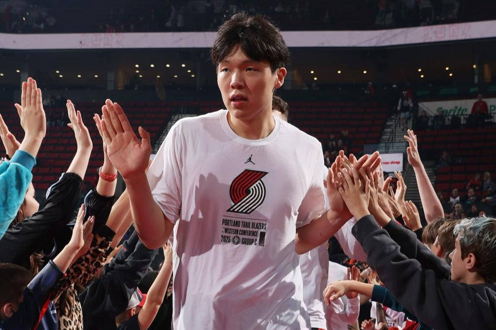 开拓者迎战凯尔特人前瞻：杨瀚森期待首秀，绿军全力冲击五连胜