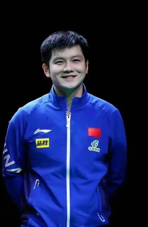 樊振东官宣缺席乒超总决赛！圣诞夜赴波尔家过节，全力冲击欧冠历史