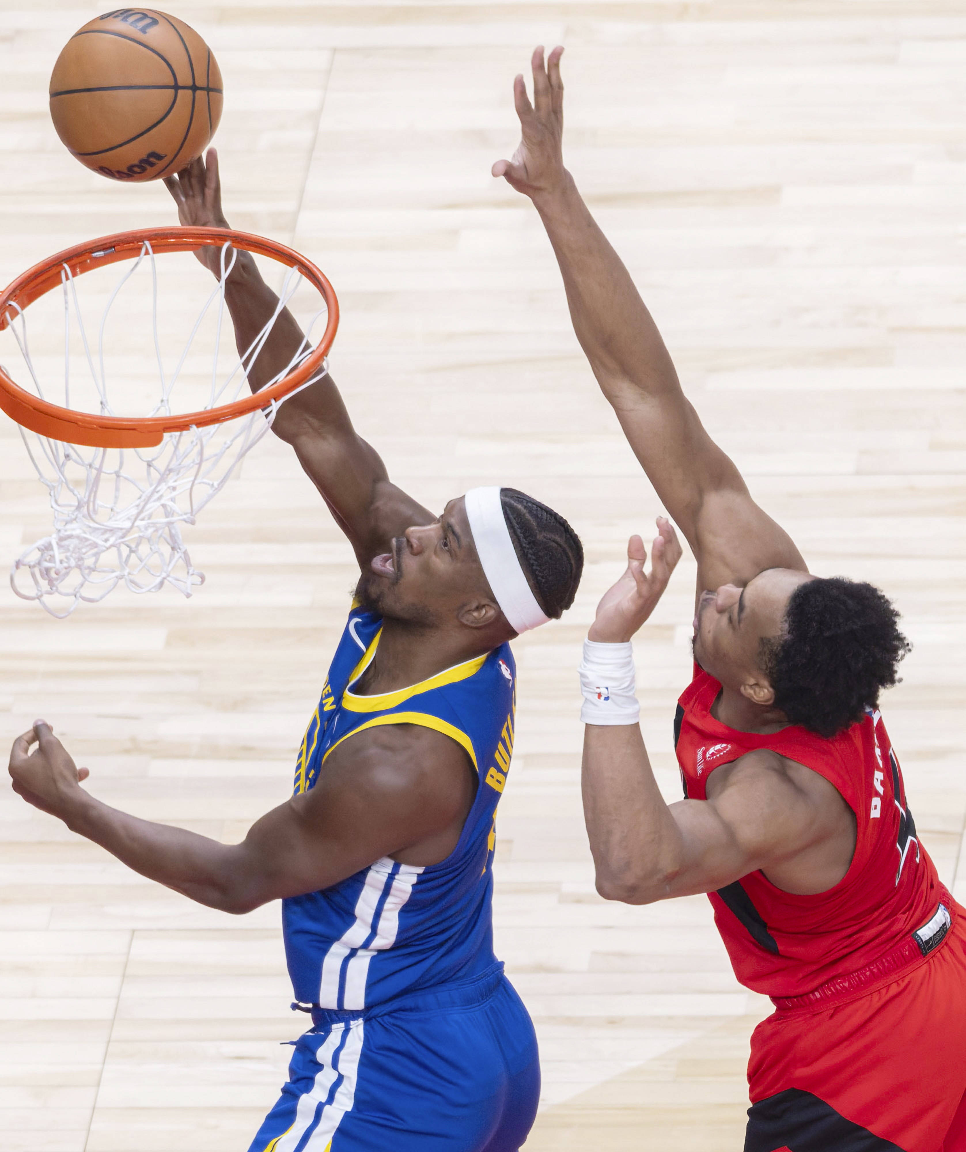 （体育）篮球——NBA常规赛：猛龙胜勇士