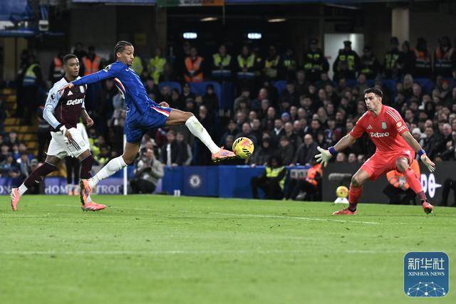 足球 | 英超：切尔西不敌阿斯顿维拉